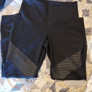 Old Navy Active Go Dry Leggings